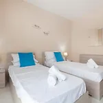 High Floor Seafront Penthouse, Opp & Wifi Ac By 360 Estates *