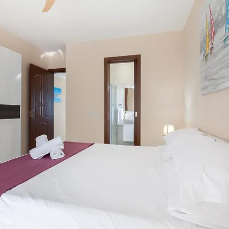 High Floor Seafront Penthouse, Opp & Wifi Ac By 360 Estates Daire *