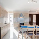 High Floor Seafront Penthouse, Opp & Wifi Ac By 360 Estates Lägenhet *