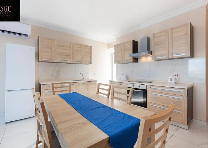 High Floor Seafront Penthouse, Opp & Wifi Ac By 360 Estates * San Pawl il-Baħar