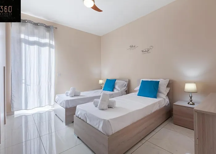 High Floor Seafront Penthouse, Opp & Wifi Ac By 360 Estates Apartment *