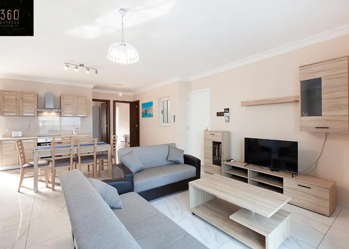 High Floor Seafront Penthouse, Opp & Wifi Ac By 360 Estates Apartment *