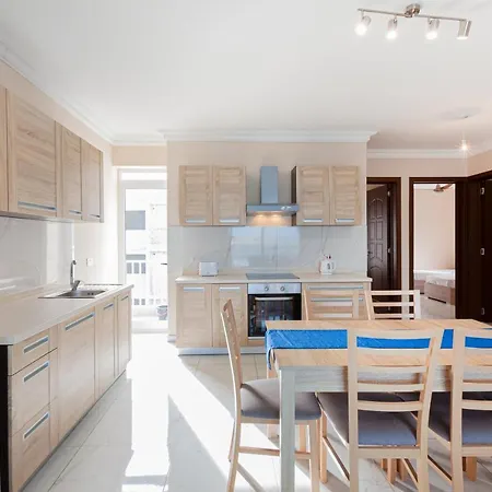 High Floor Seafront Penthouse, Opp & Wifi Ac By 360 Estates Apartment *